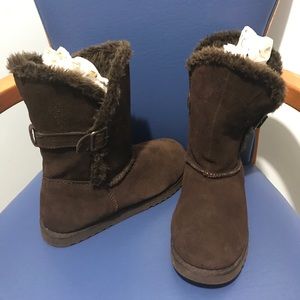Circo women/girls brown suede fur-lined boots